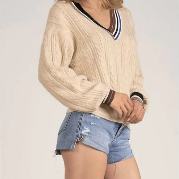 Elan Women's Beige V-Neck Cable Knit Sweater Size L - Picture 2 of 12